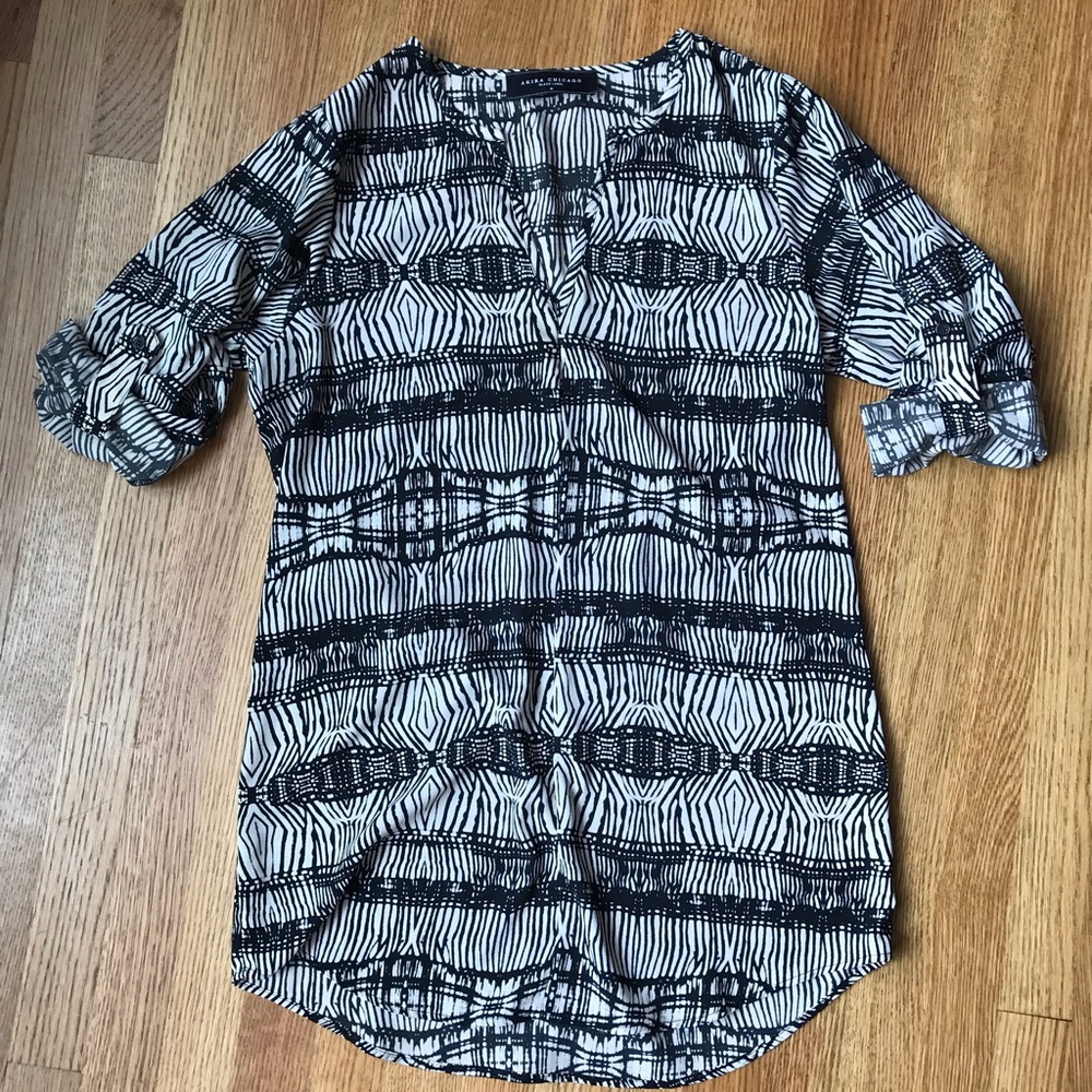 Akira Chicago Tunic, black label